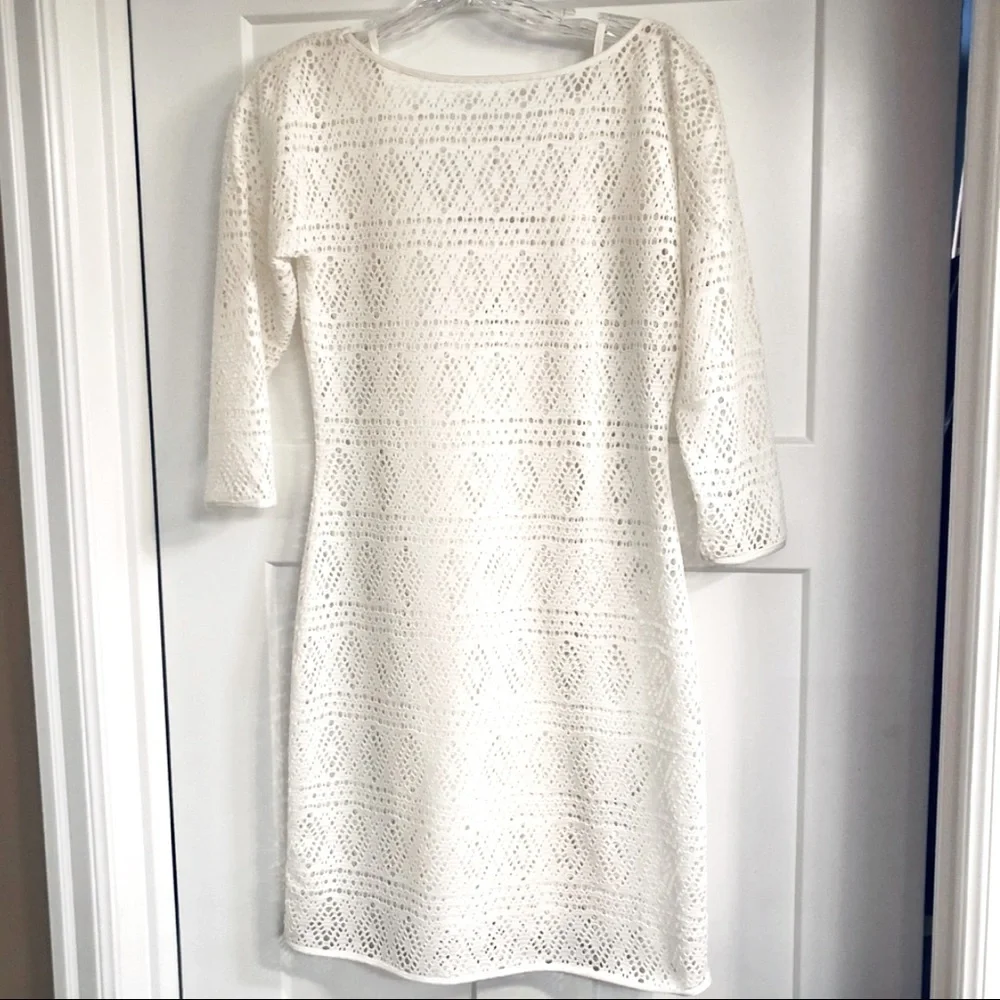 EXPRESS Crochet Eyelet White & Cream Quarter Sleeved Lined Dress SZ SMALL EUC - Picture 2 of 8